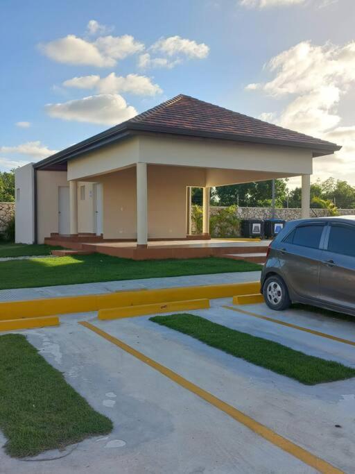Alojamiento Crisfer Punta Cana. *